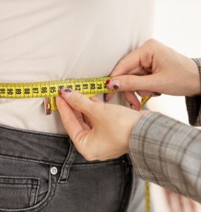 Link Between Cognitive Ability and Body Mass Index May Be Biased