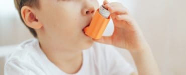 People with asthma are more likely to develop cancer, particularly those not using inhaled steroids