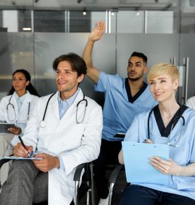 Wettelijke verankering deskundigheidsbevordering basisartsen versterkt kwaliteit gezondheidszorg