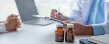 Farmaceut uit VS in de clinch met Nederlandse artsen over duur kankermedicijn