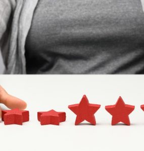 Hoe Klantbeoordelingen en -recensies te Gebruiken om Uw Marketing en Producten te Verbeteren